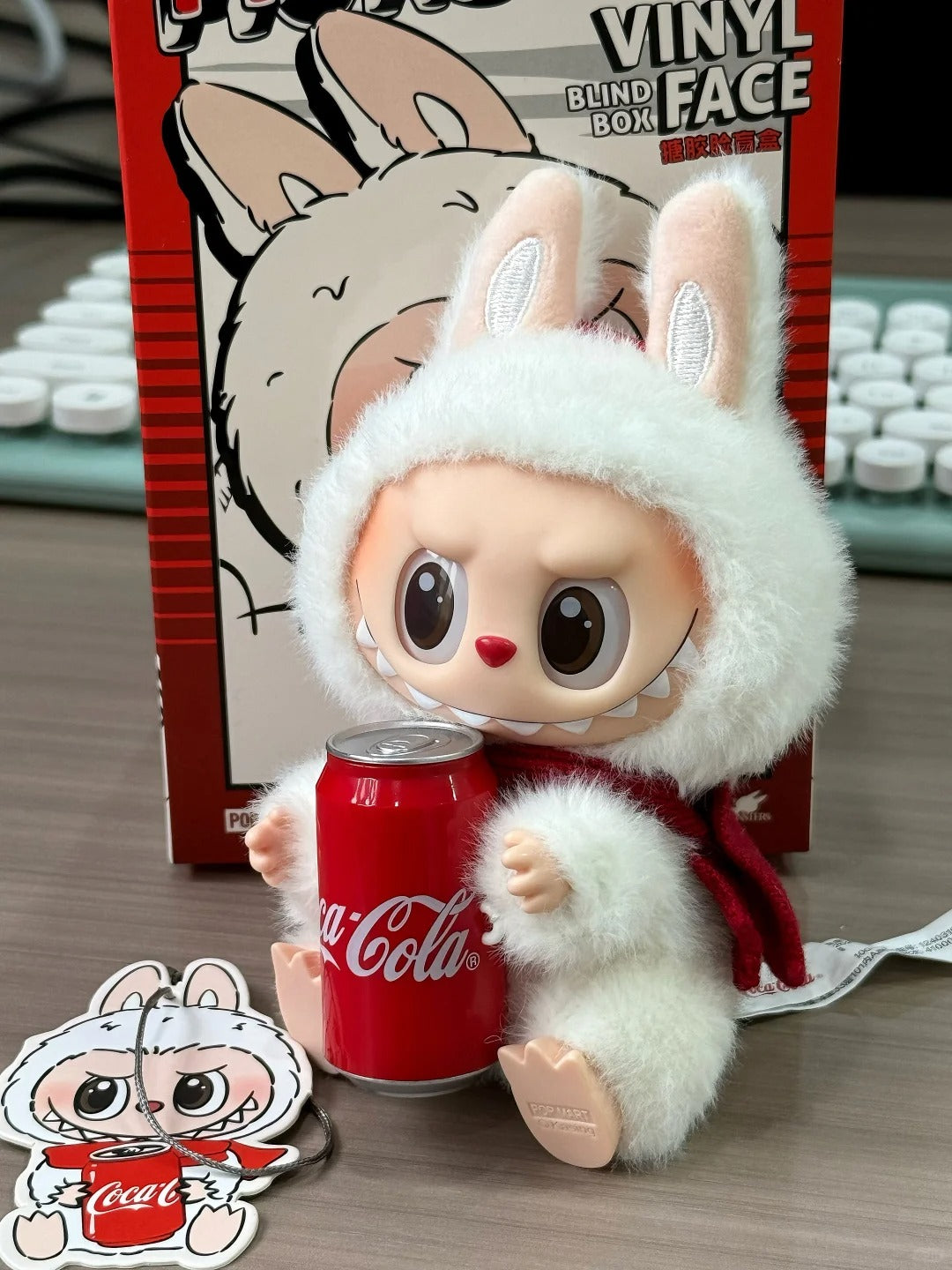 THE MONSTERS COCA-COLA