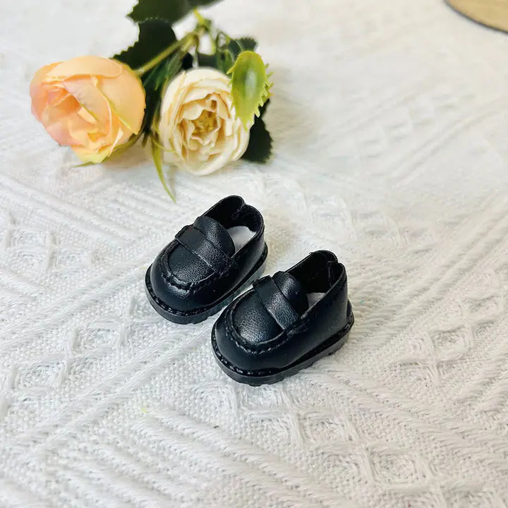 {SHOES] labubu shoes only (no doll)